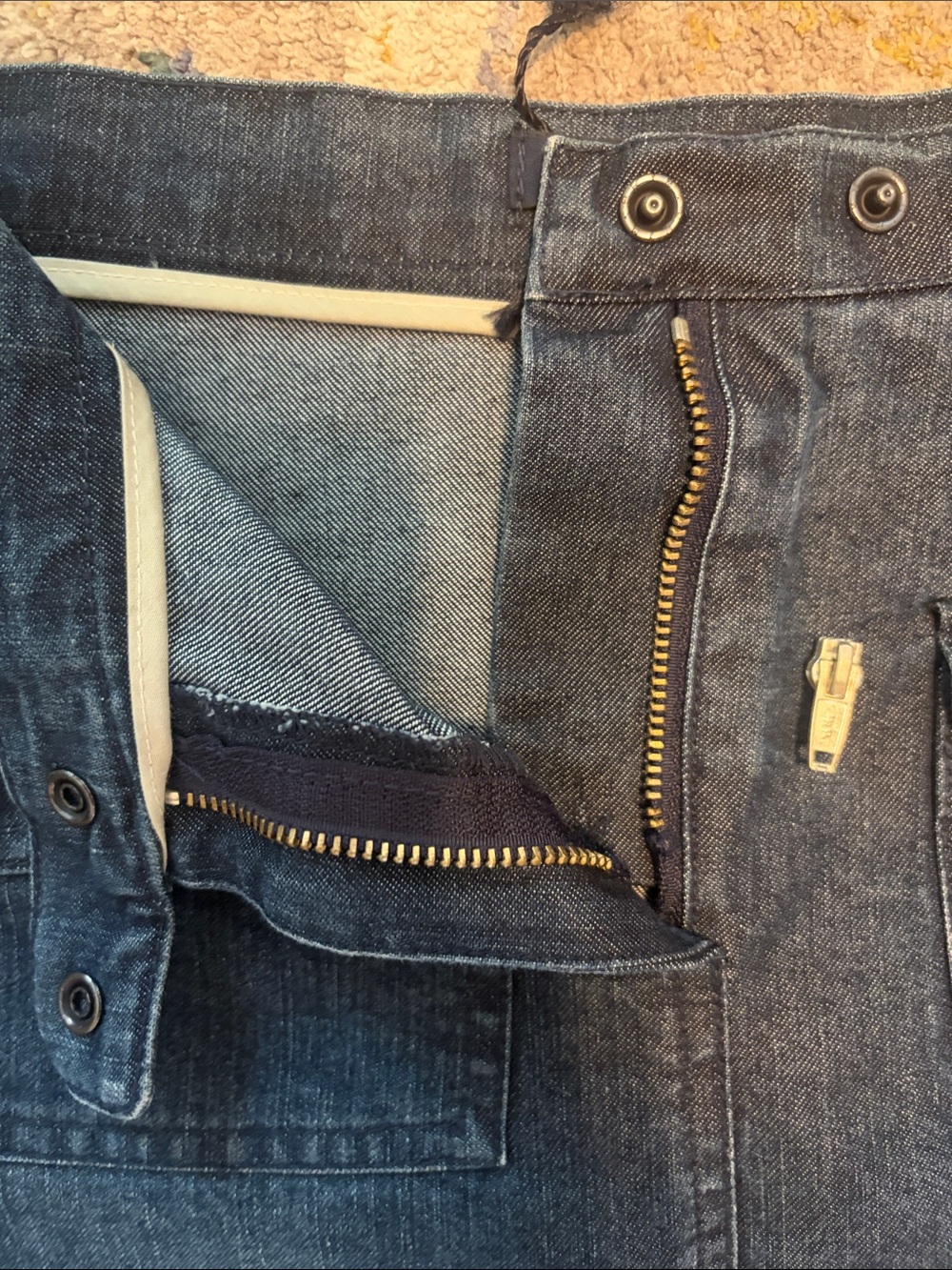 Burberry Classic Dark Blue Denim A-Line Midi Skirt with Front Flap Pockets - Picture 4 of 5